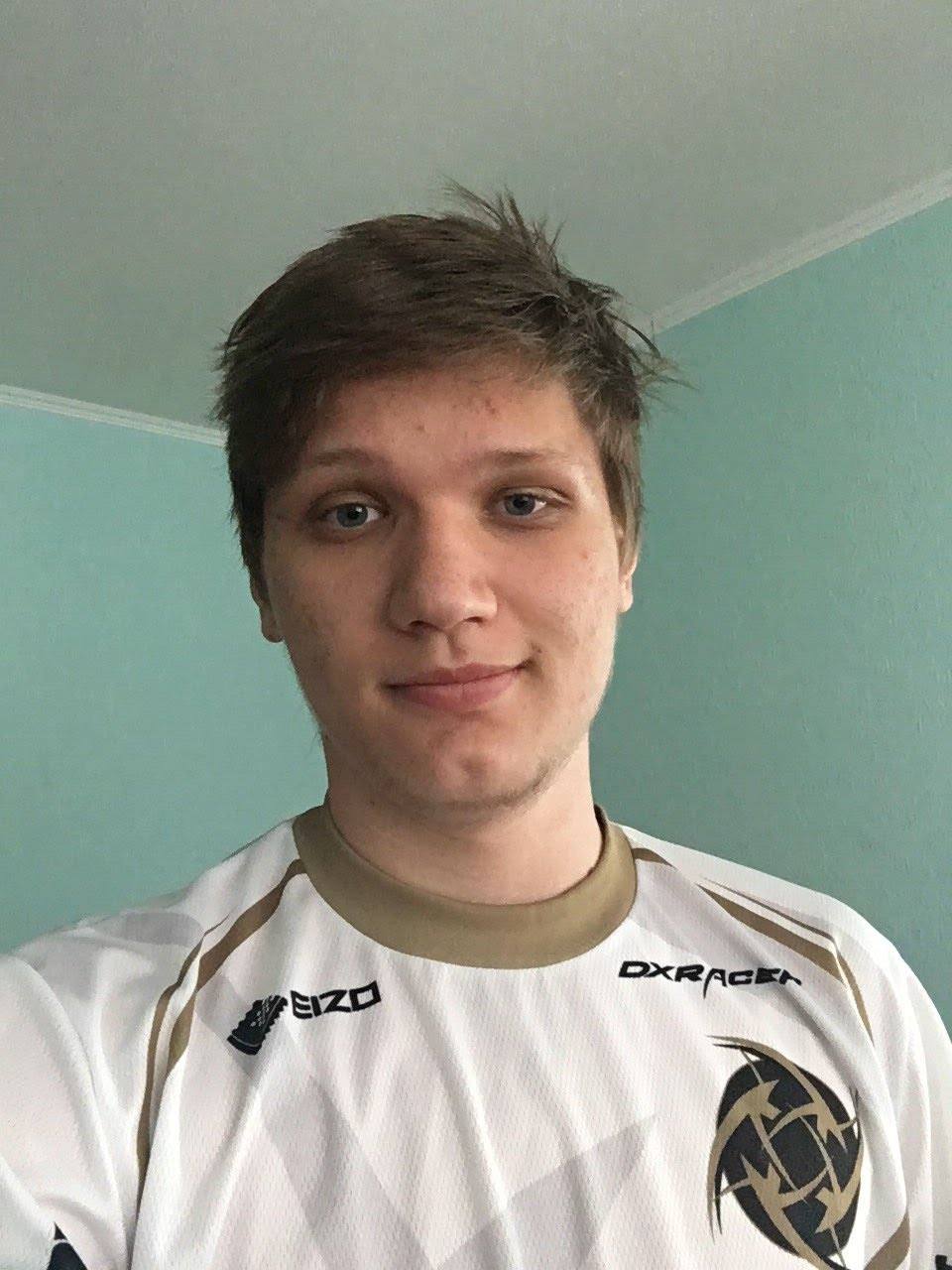 强势压制！Niket Riel使用 Wangxiao 的Jayce收割 Top Esports ，并横扫 Royal Never Give Up