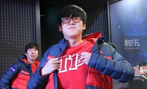 LCS赛区的FlyQuest战队今日官宣了S12冠军教头Ssong的加入，新赛季Ssong将担任Fly战队主教练